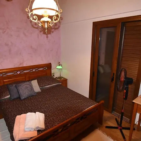 Villa Komilio 1 Komilion